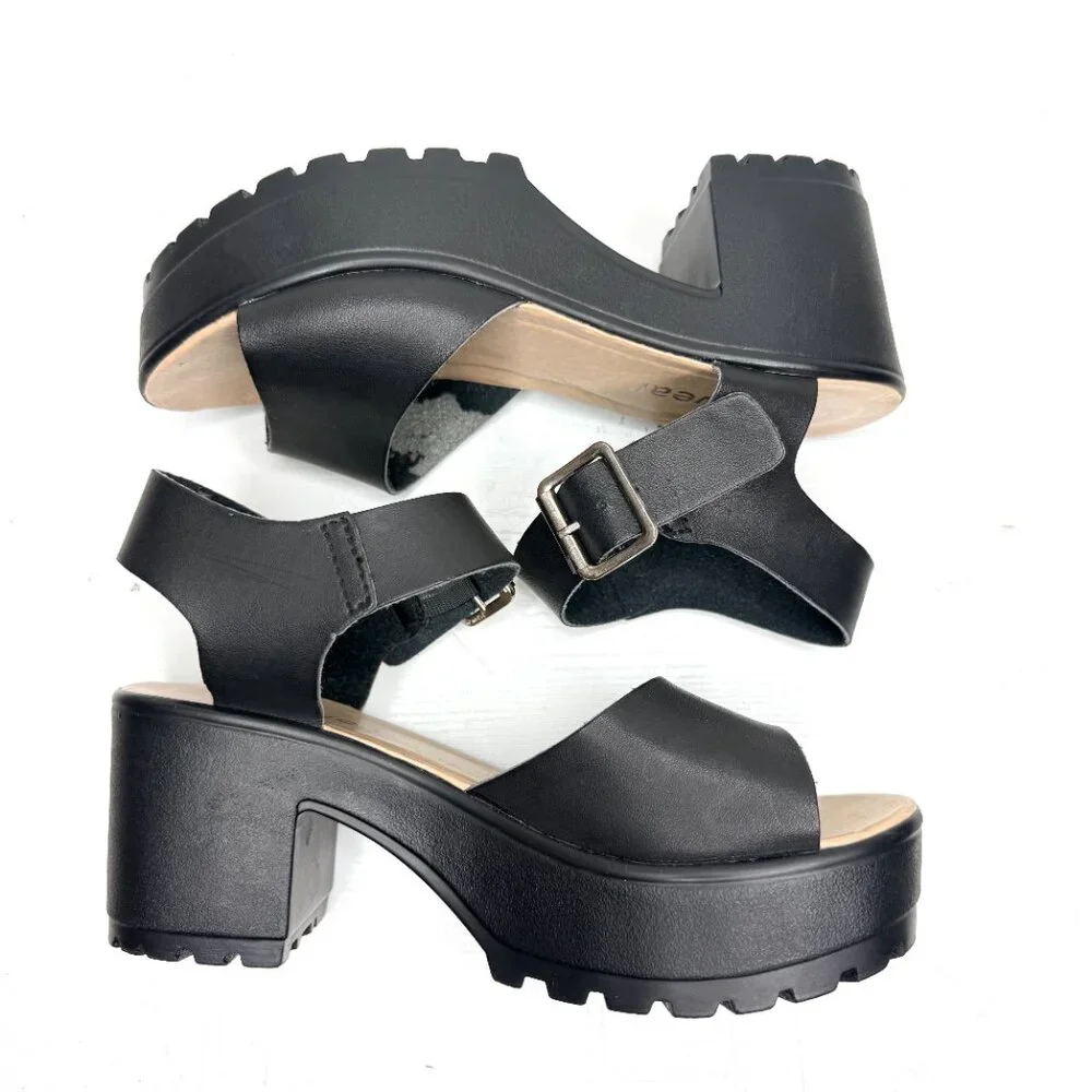 KOI FOOTWEAR Chunky Platform Lug Sole Heel Ankle Strap Sandals Womens 36 5.5 6